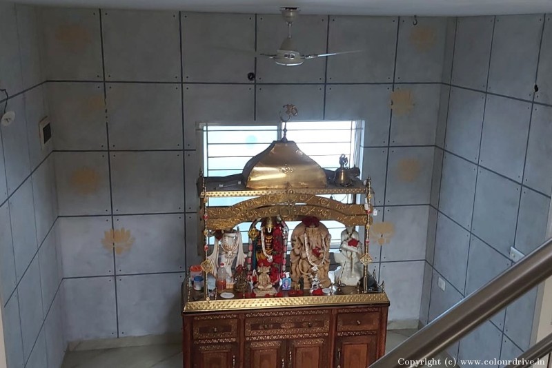 Wall Texture Paint Design, Stencil Design Archi Concrete Texture Painting for Pooja Room